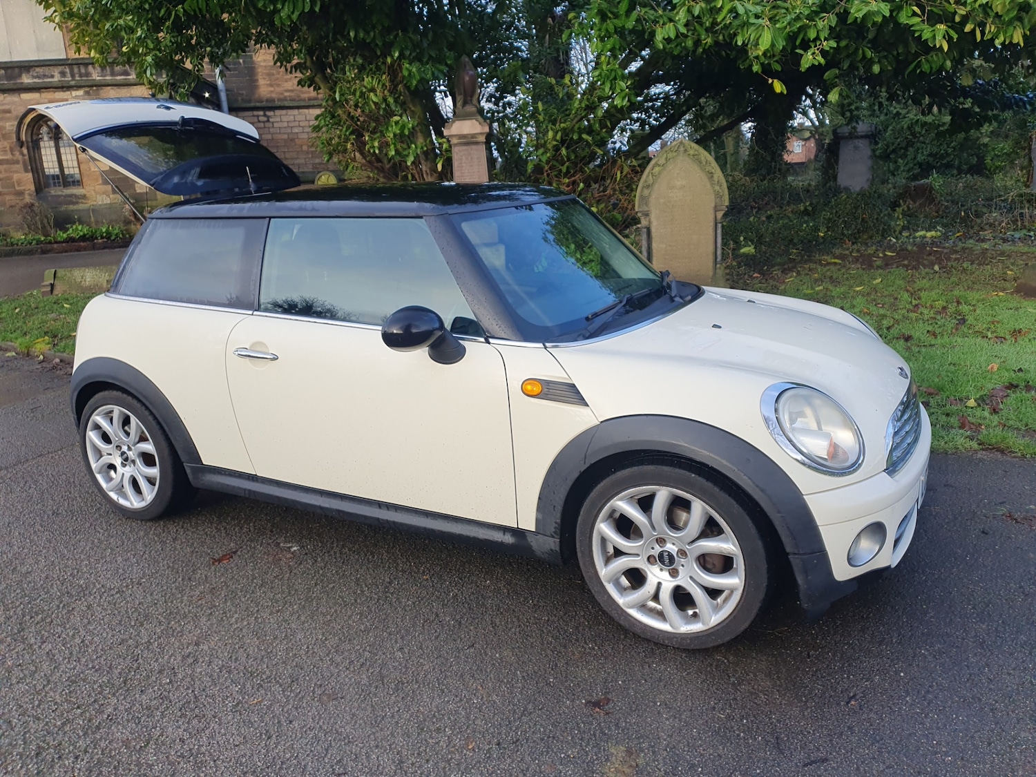 Used MINI Hatch 2009 for sale - 77482236: Photo 21