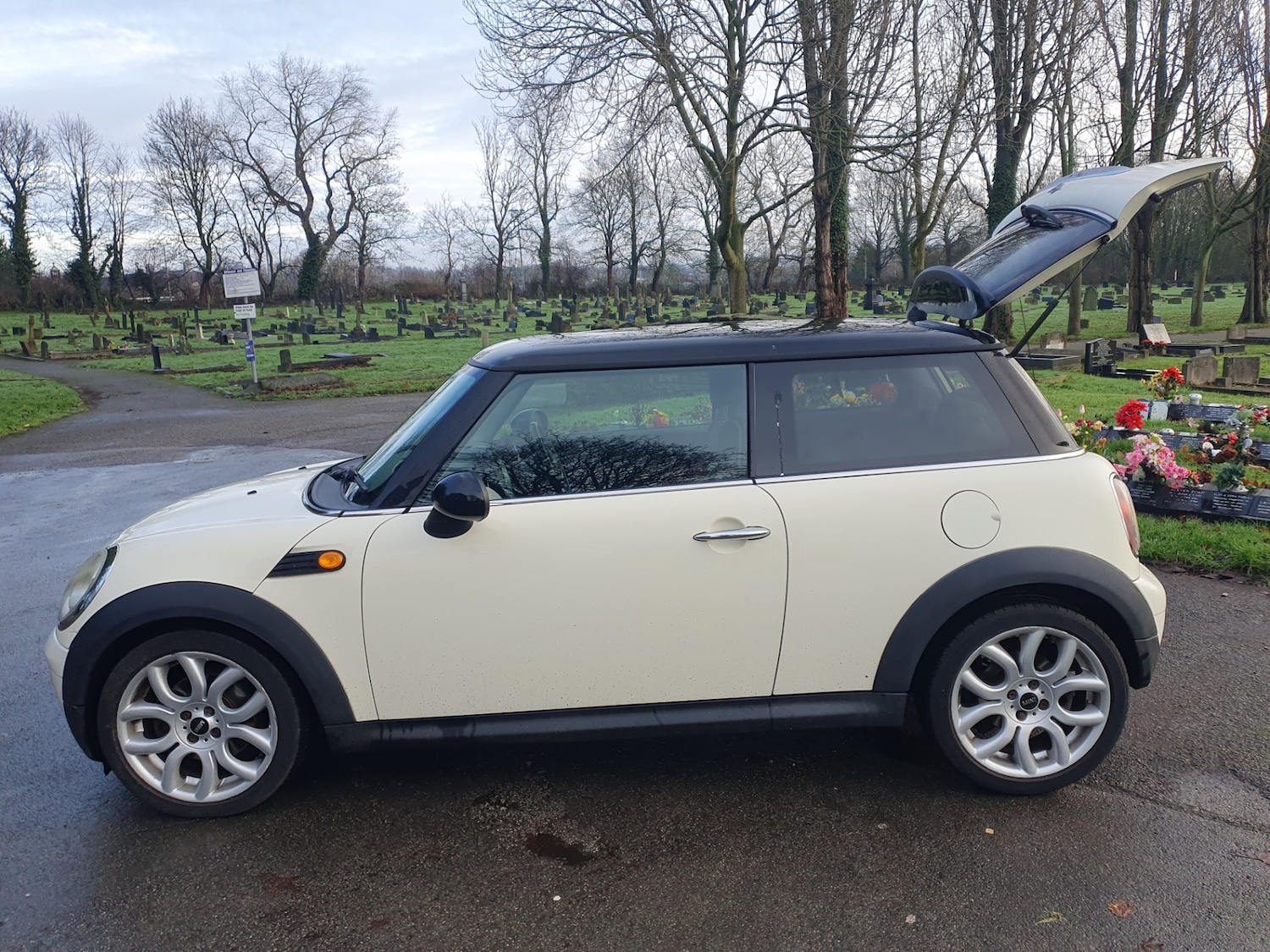 Used MINI Hatch 2009 for sale - 77482236: Photo 4