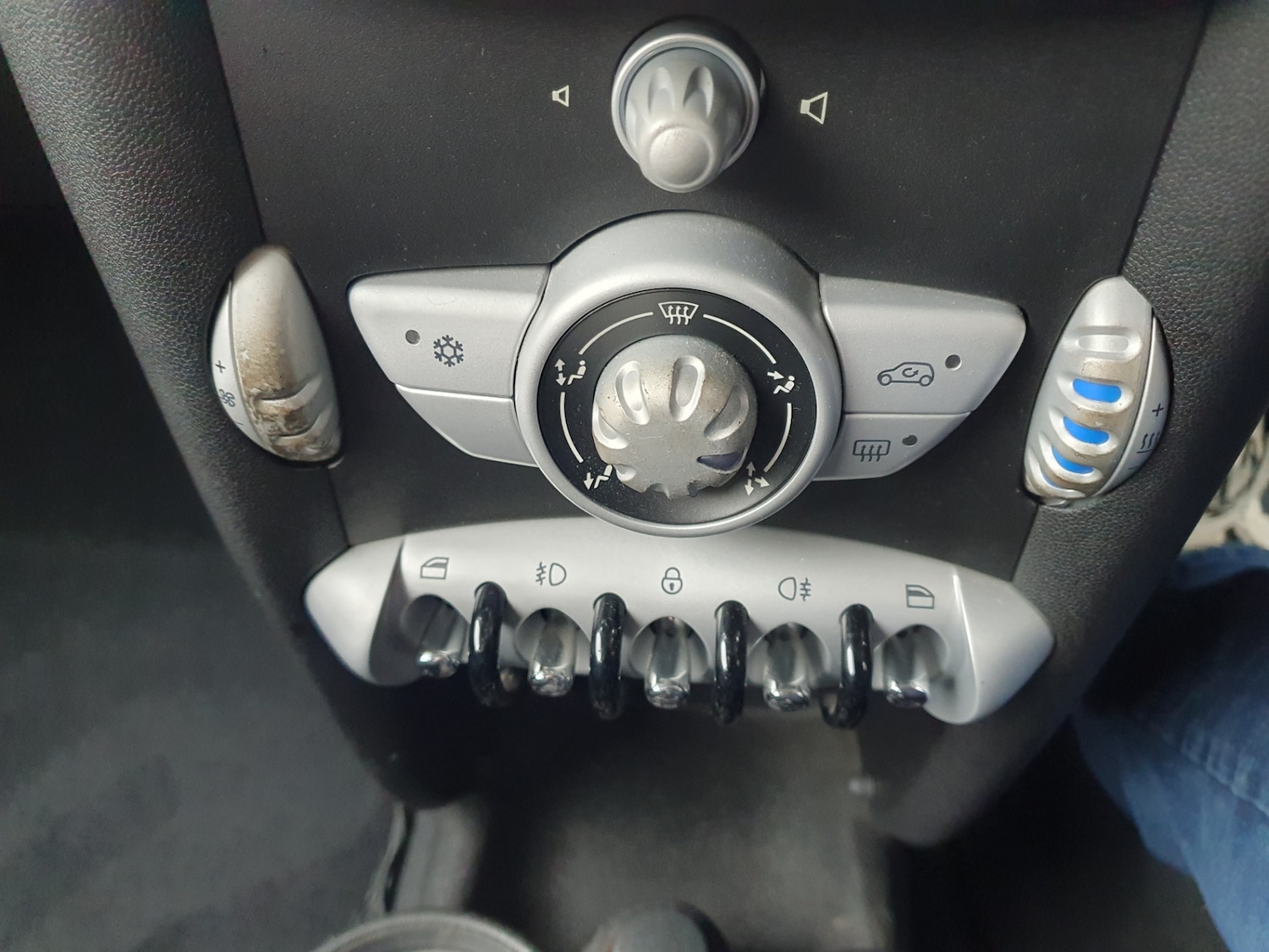 Vehicle 32