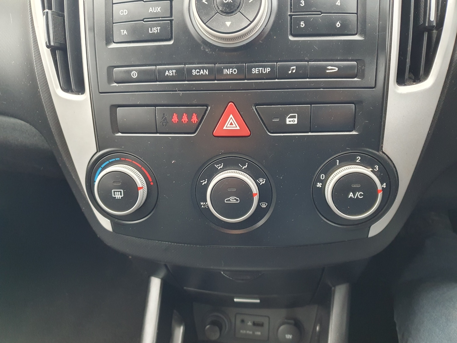 Used Kia Ceed 2012 for sale - 77630951: Photo 20