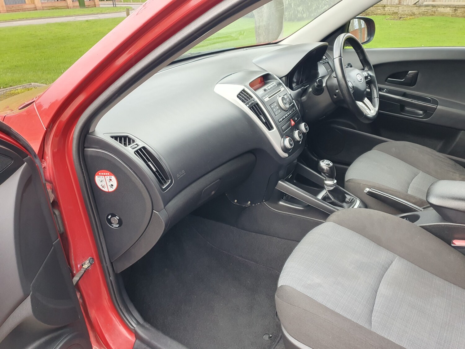 Used Kia Ceed 2012 for sale - 77630951: Photo 40