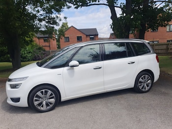 Used Citroen Grand C4 Picasso 2015 for sale - 79098972: Photo