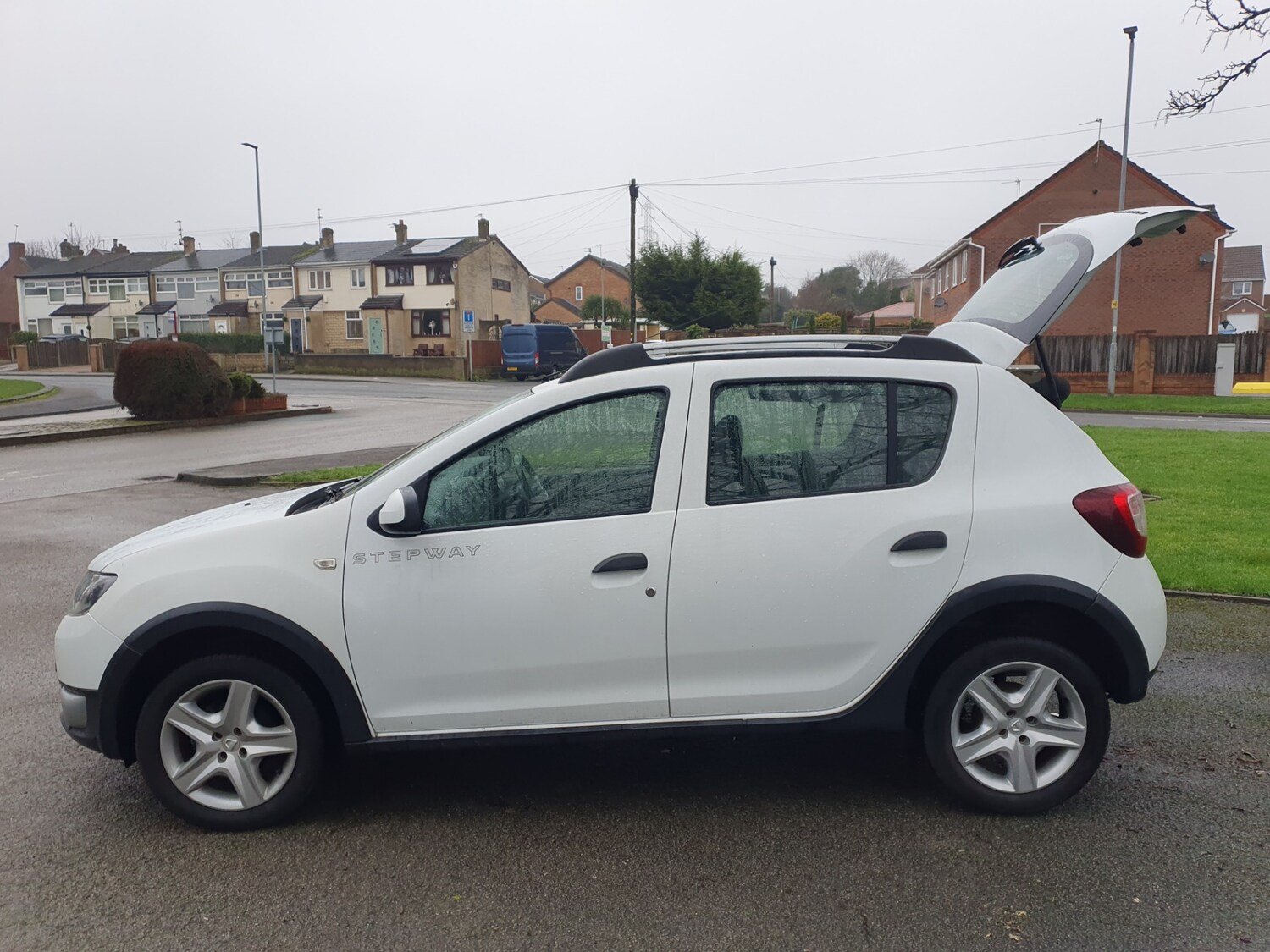 Used Dacia Sandero Stepway 2016 for sale - 77506023: Photo 11