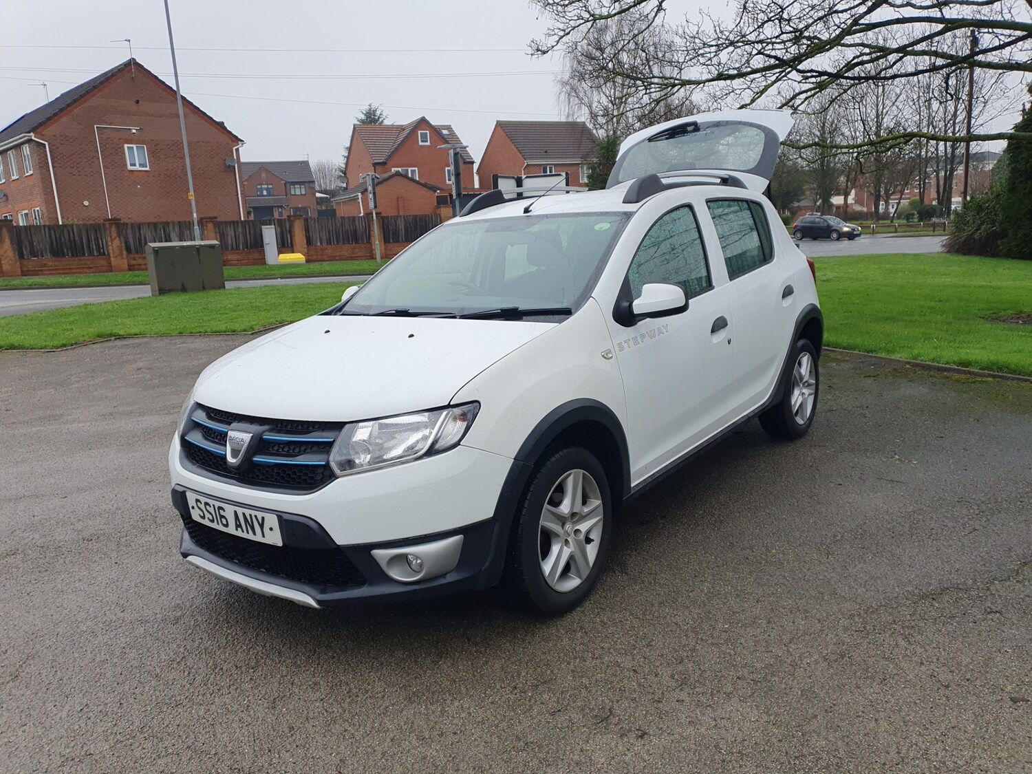 Used Dacia Sandero Stepway 2016 for sale - 77506023: Photo 14