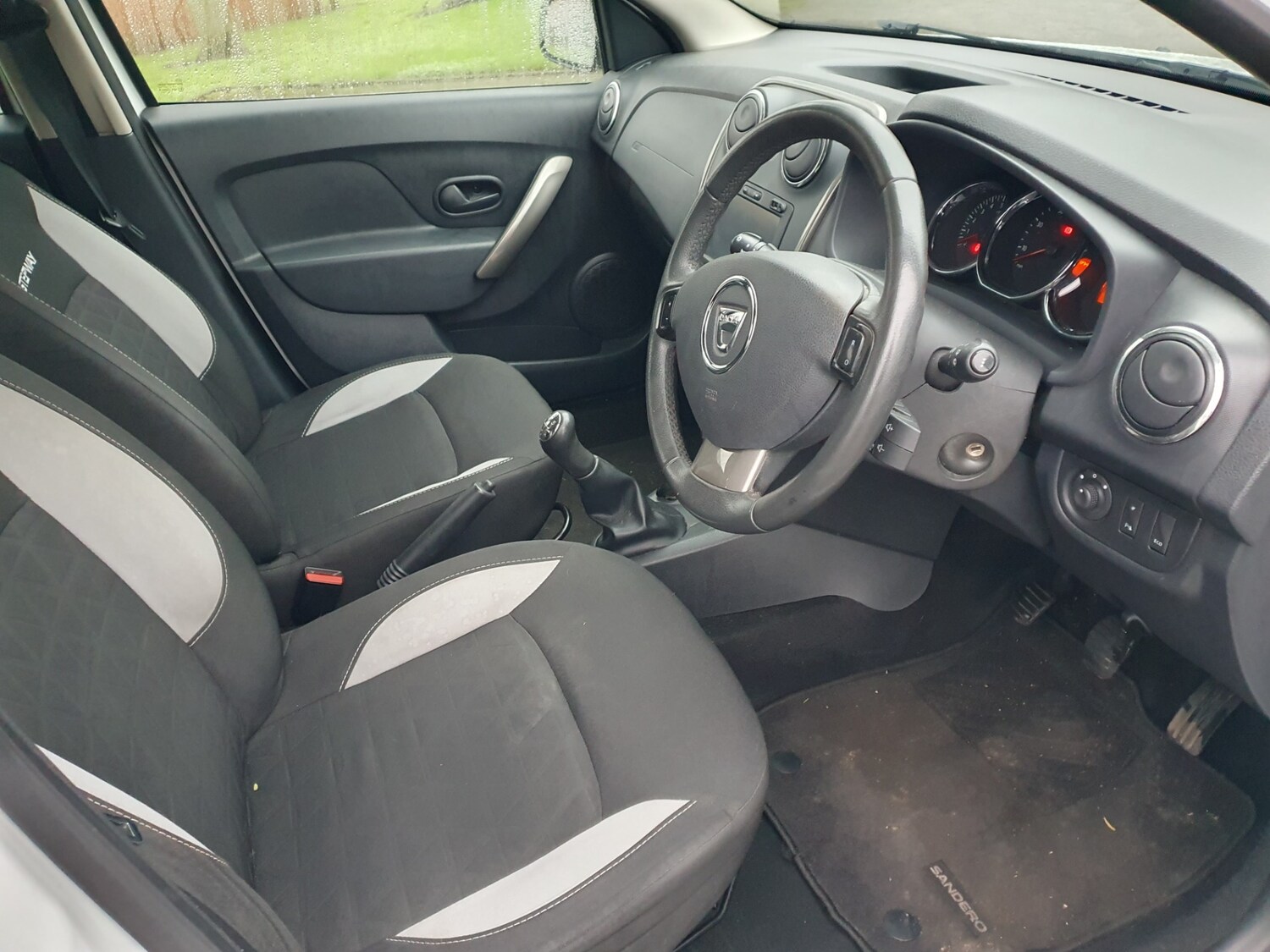 Used Dacia Sandero Stepway 2016 for sale - 77506023: Photo 18