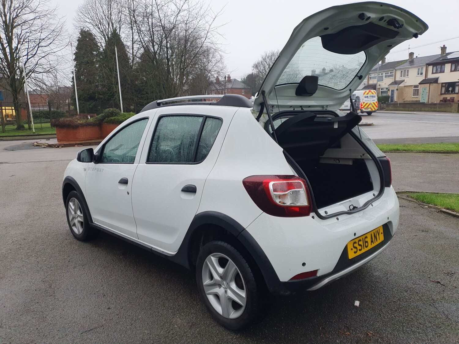 Used Dacia Sandero Stepway 2016 for sale - 77506023: Photo 9
