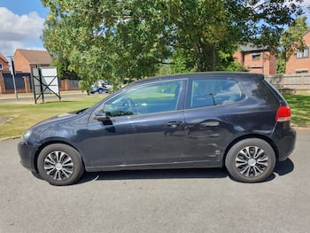 Used Volkswagen Golf 2010 for sale - 79851609: Photo