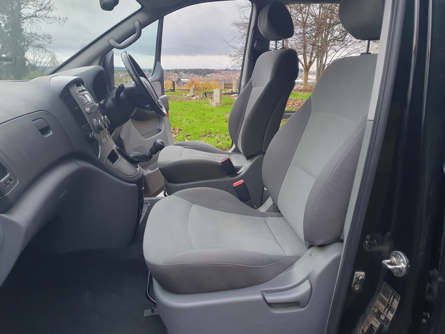 Used Hyundai i800 2011 for sale - 76766098: Photo 30