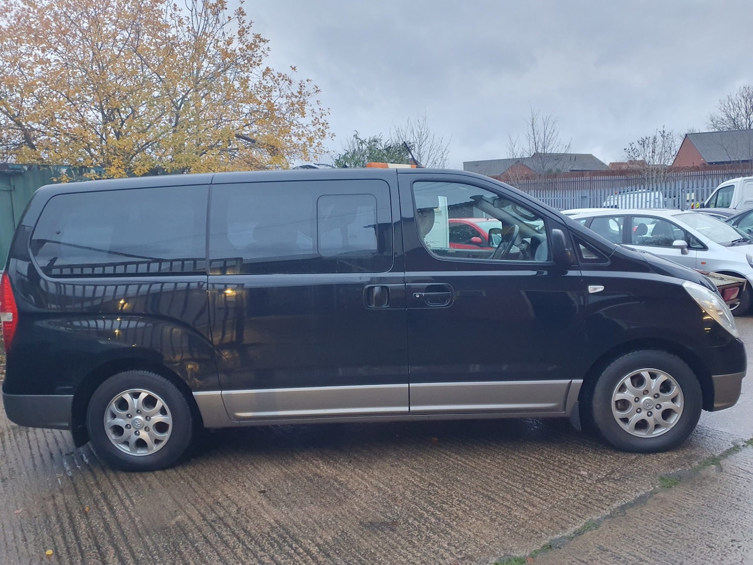 Used Hyundai i800 2011 for sale - 76766098: Photo 68