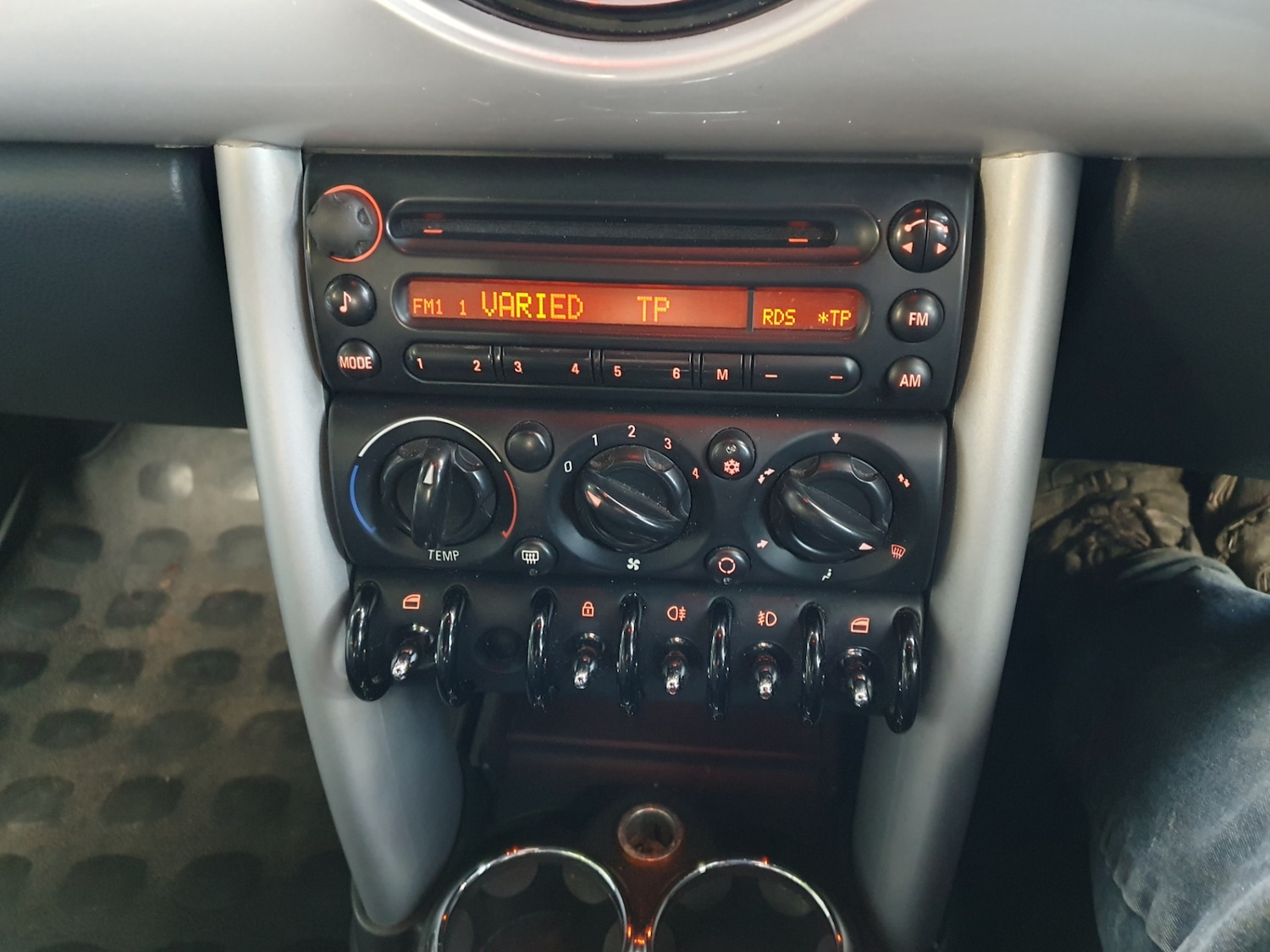 Used MINI Hatch 2006 for sale - 77897369: Photo 11