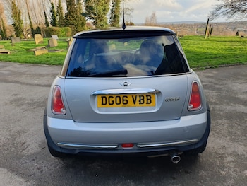 Used MINI Hatch 2006 for sale - 77897369: Photo