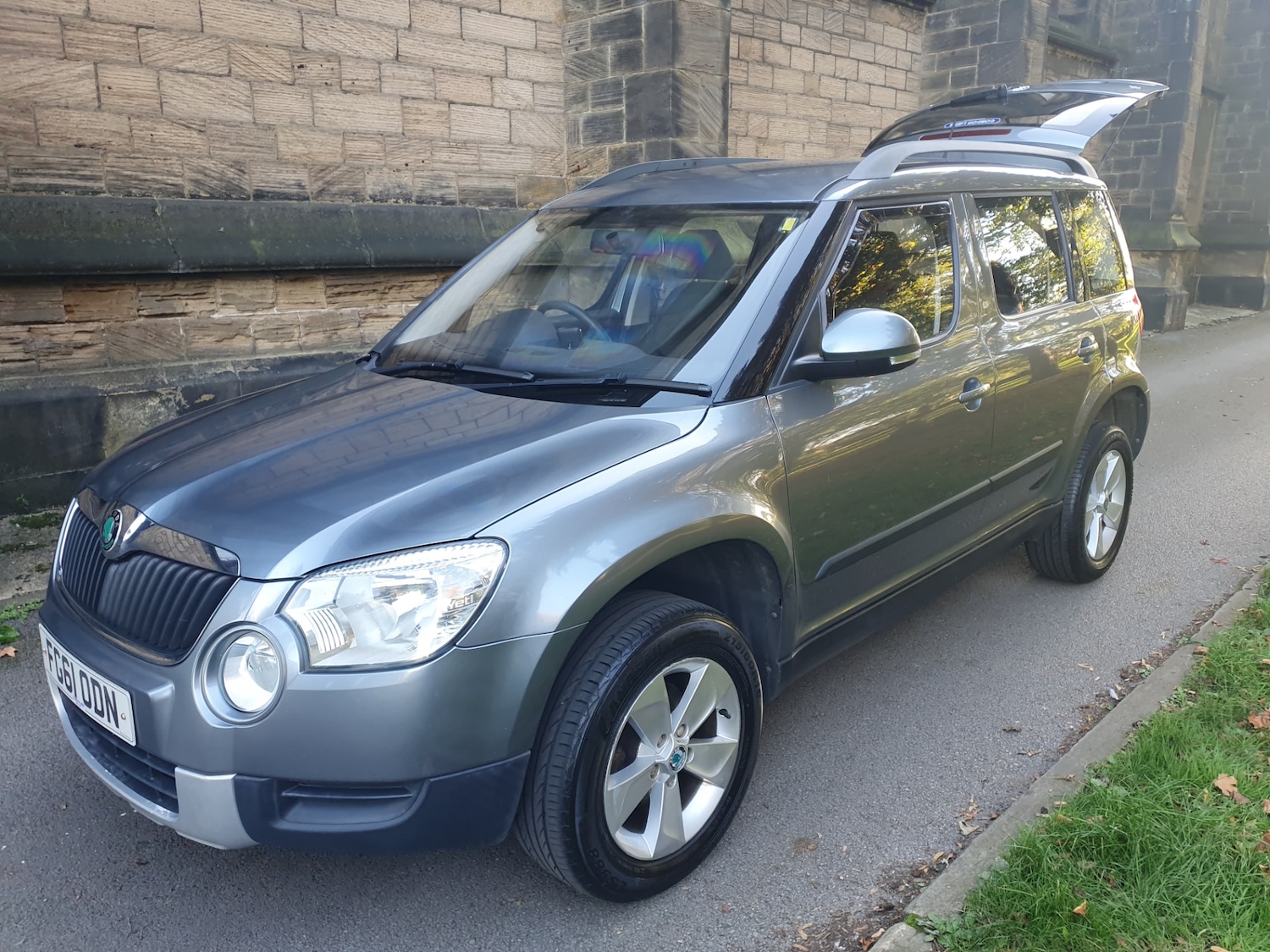 Used Skoda Yeti 2011 for sale - 76068022: Photo 12