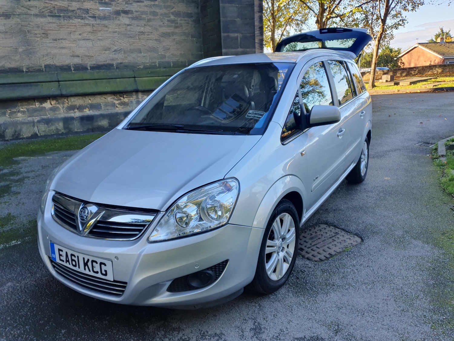 Used Vauxhall Zafira 2011 for sale - 76374489: Photo 1