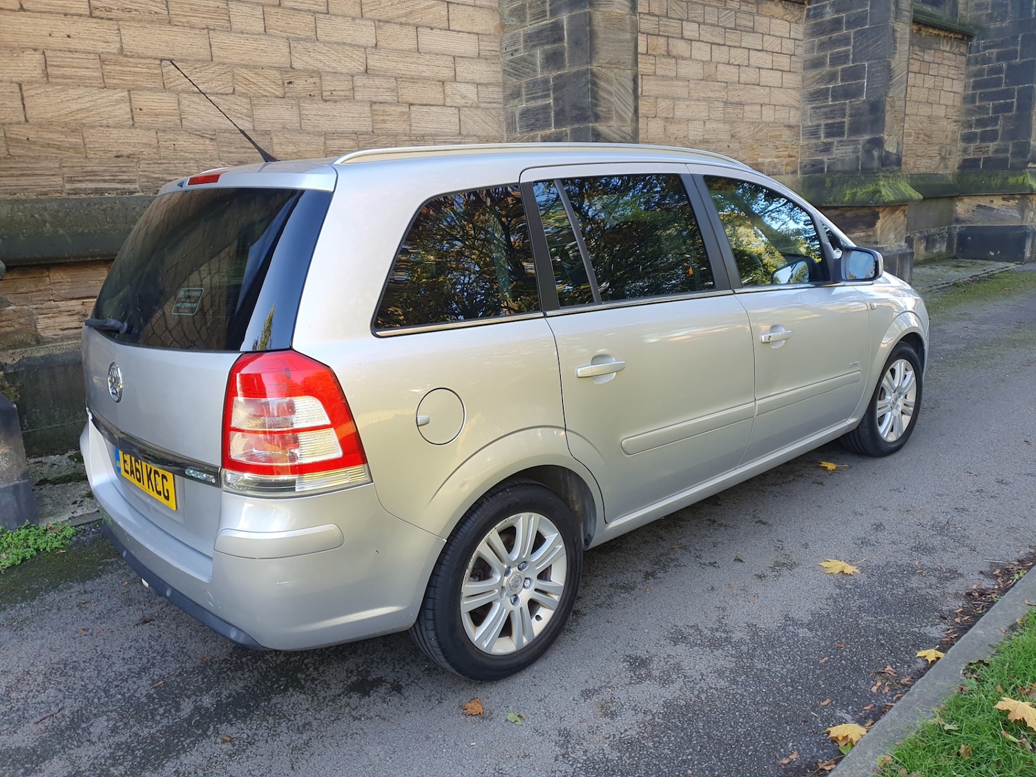 Used Vauxhall Zafira 2011 for sale - 76374489: Photo 16