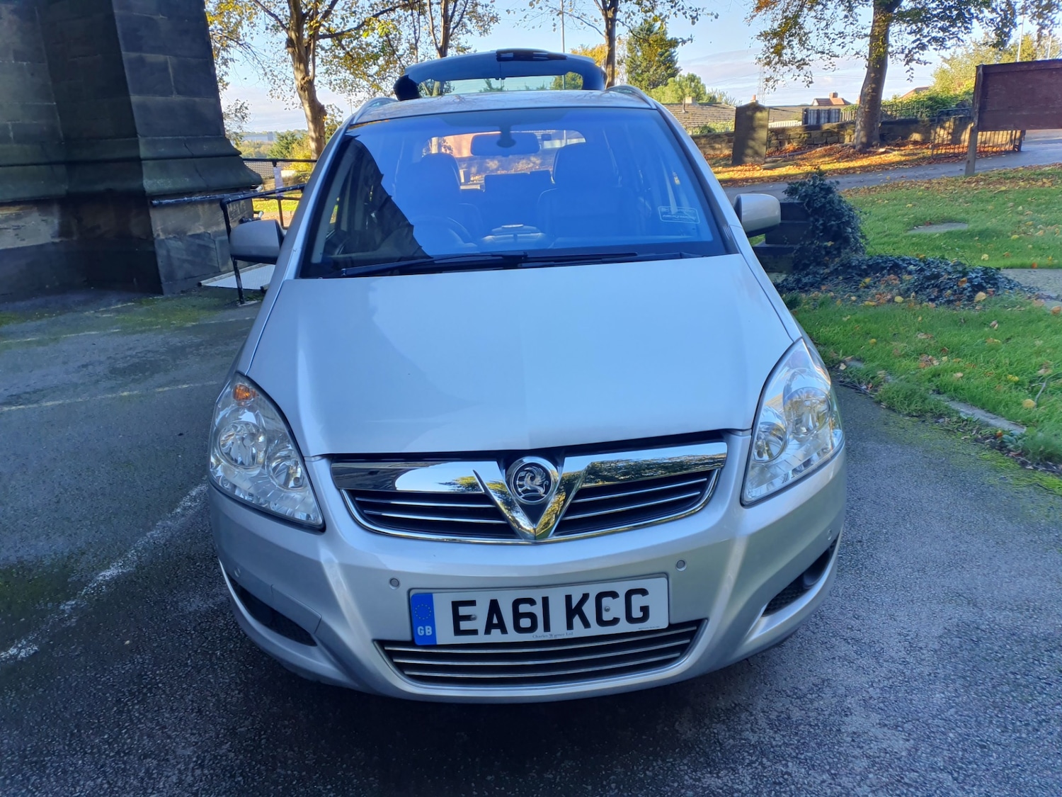 Used Vauxhall Zafira 2011 for sale - 76374489: Photo 28