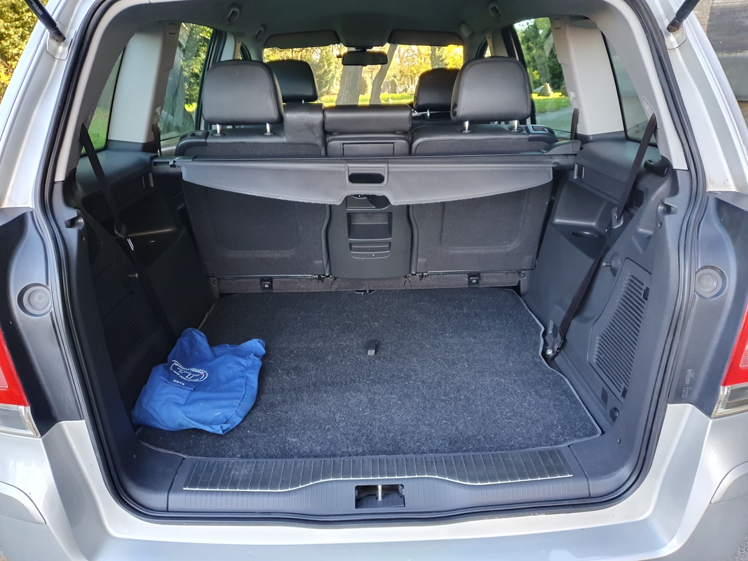 Used Vauxhall Zafira 2011 for sale - 76374489: Photo 37