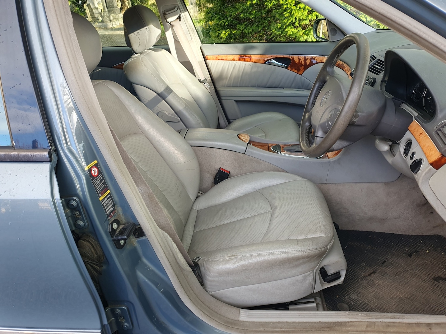 Used Mercedes-Benz E Class 2005 for sale - 78218613: Photo 11