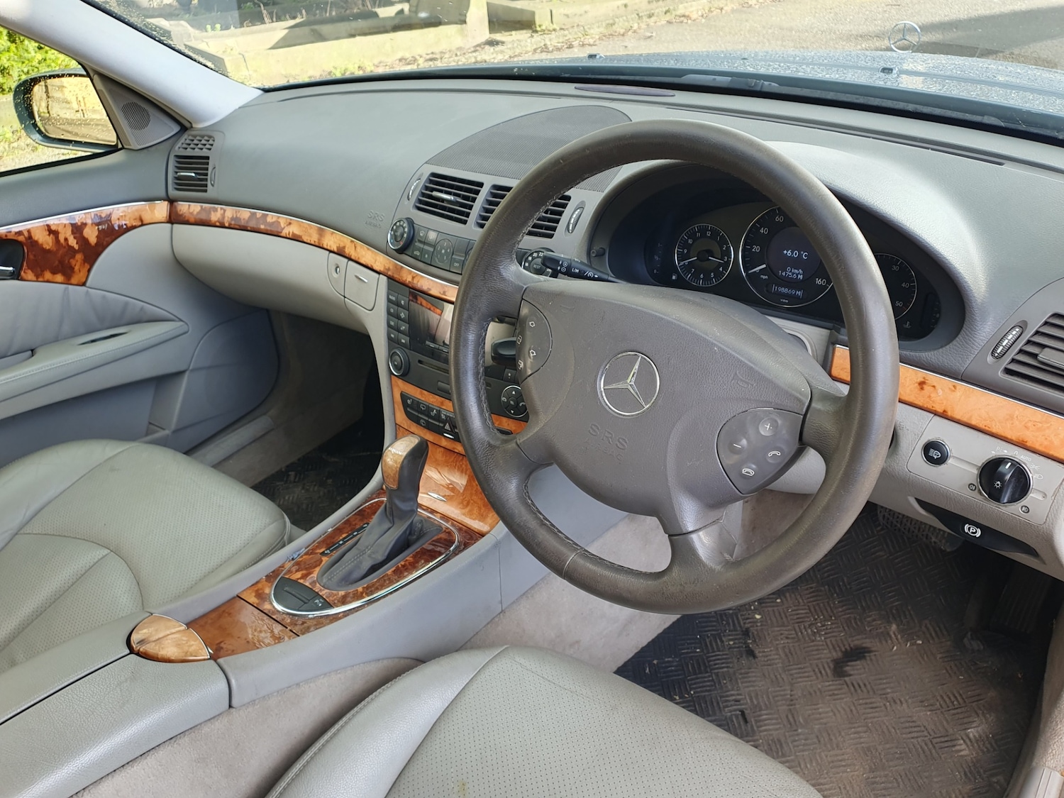 Used Mercedes-Benz E Class 2005 for sale - 78218613: Photo 12