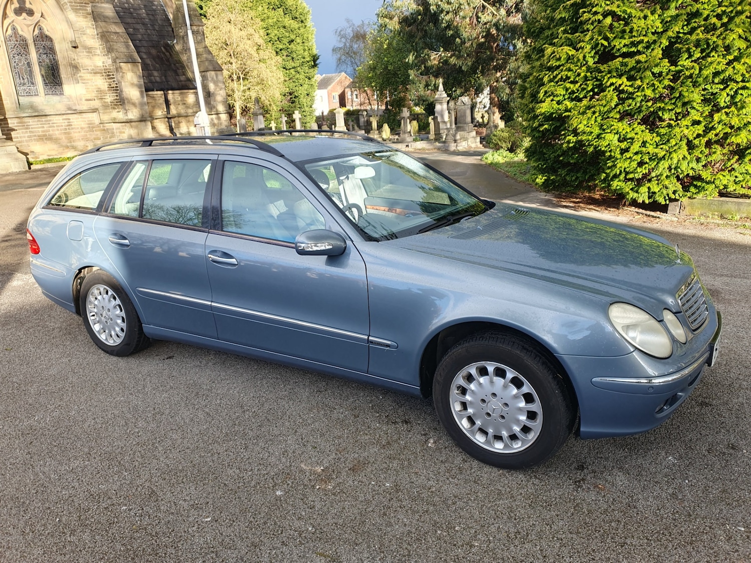 Used Mercedes-Benz E Class 2005 for sale - 78218613: Photo 2