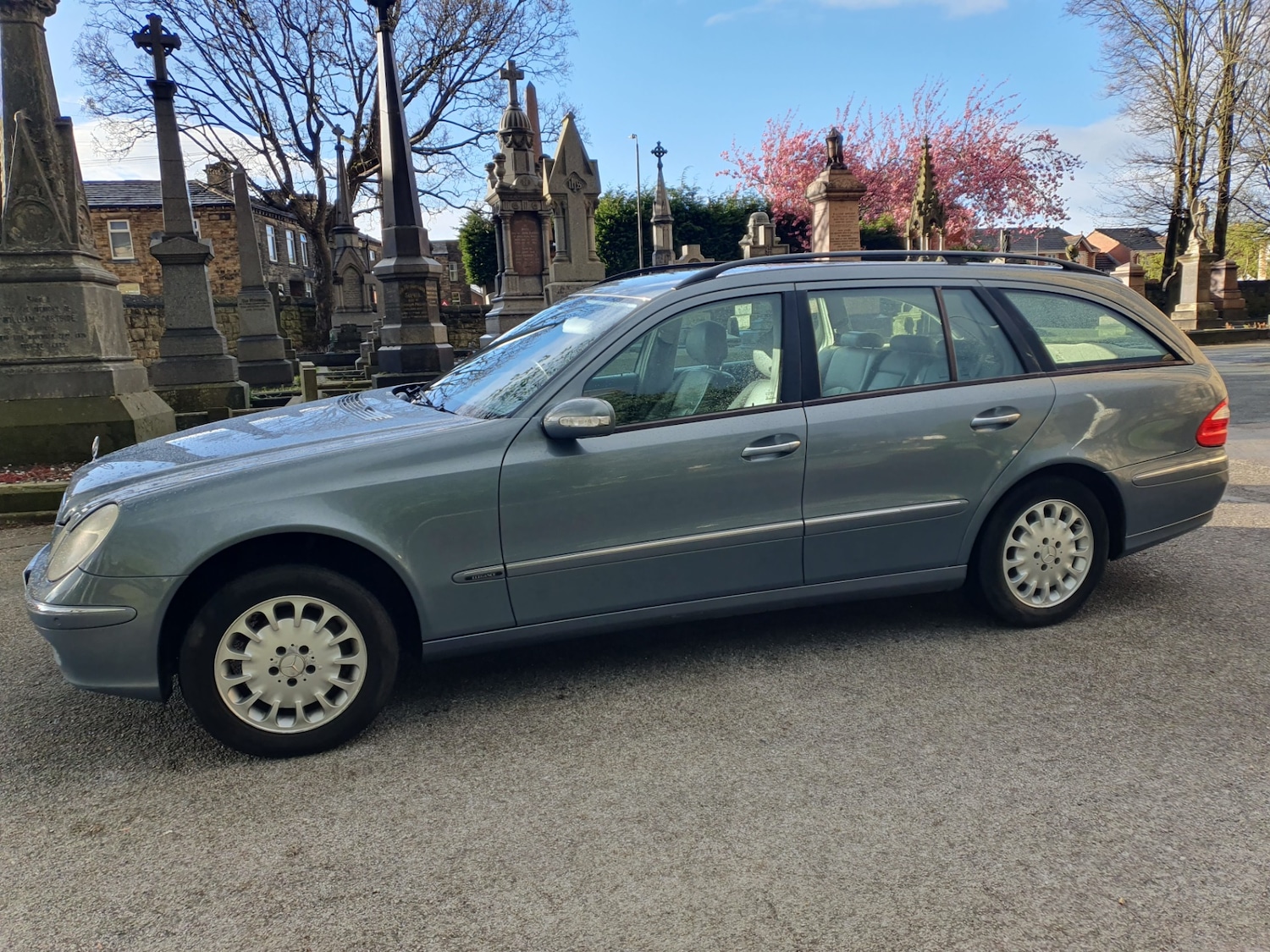 Used Mercedes-Benz E Class 2005 for sale - 78218613: Photo 9