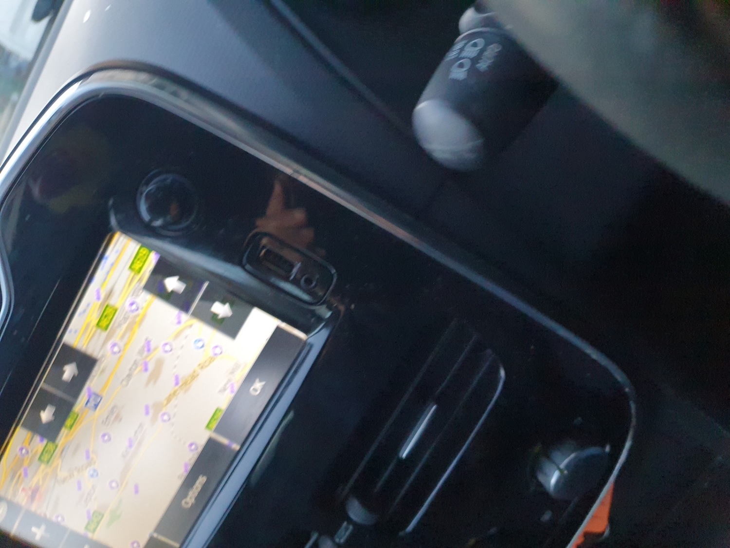 Used Renault Clio 2015 for sale - 76780432: Photo 36