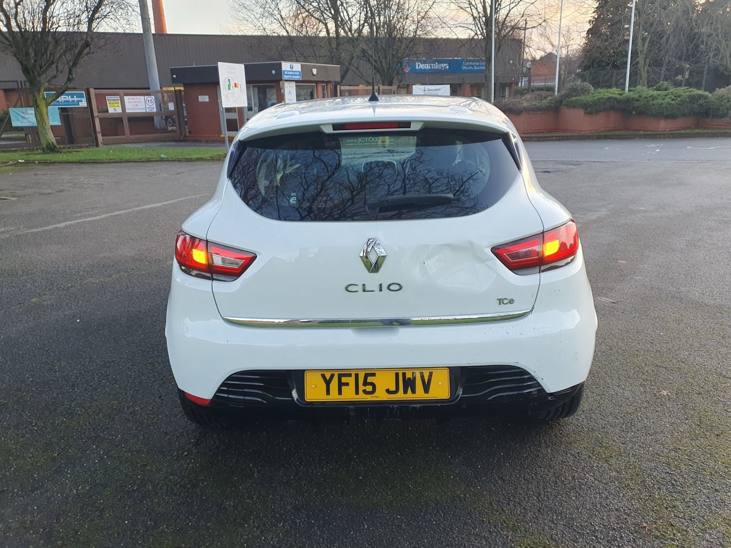 Used Renault Clio 2015 for sale - 76780432: Photo 5