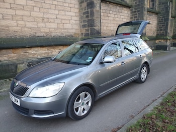 Used Skoda Octavia 2012 for sale - 77100144: Photo
