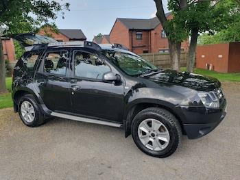 Used Dacia Duster 2017 for sale - 78701309: Photo