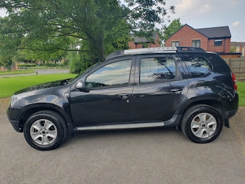 Used Dacia Duster 2017 for sale - 78701309: Photo