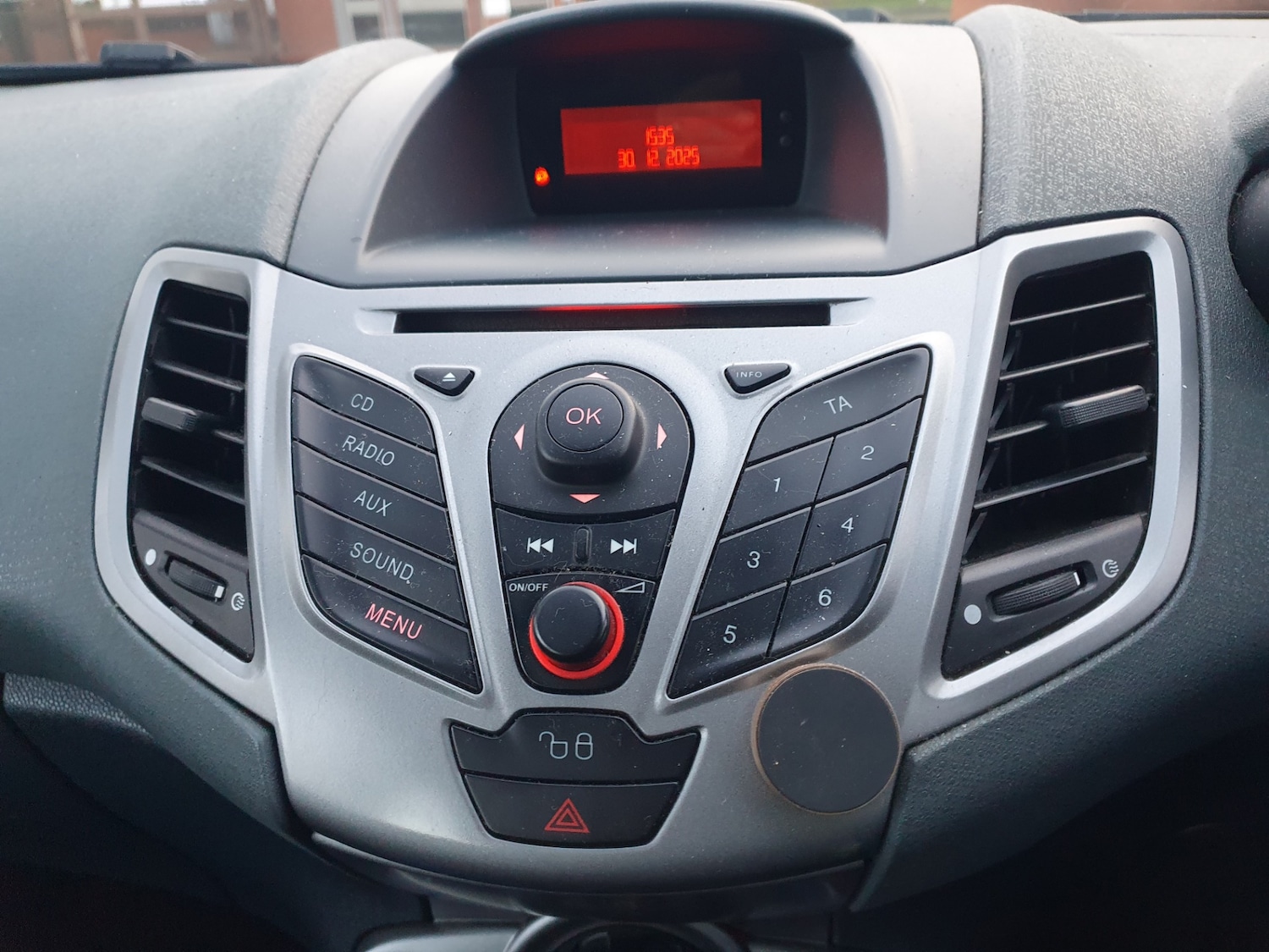 Used Ford Fiesta 2009 for sale - 77071201: Photo 15