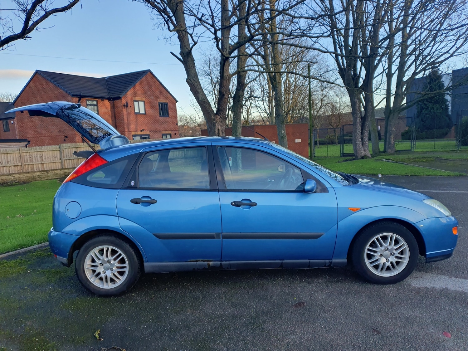 Used Ford Focus 2002 for sale - 77420259: Photo 3