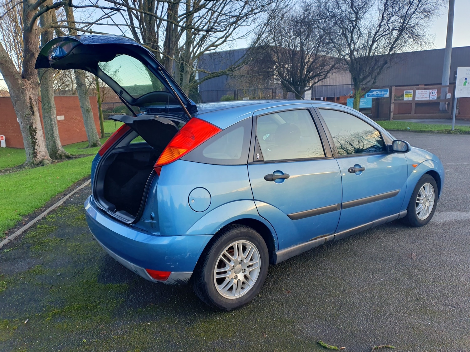Used Ford Focus 2002 for sale - 77420259: Photo 8