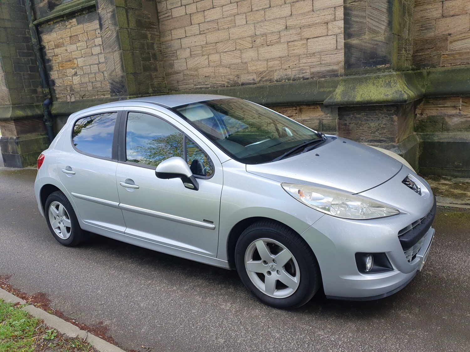 Used Peugeot 207 2012 for sale - 78140531: Photo 14
