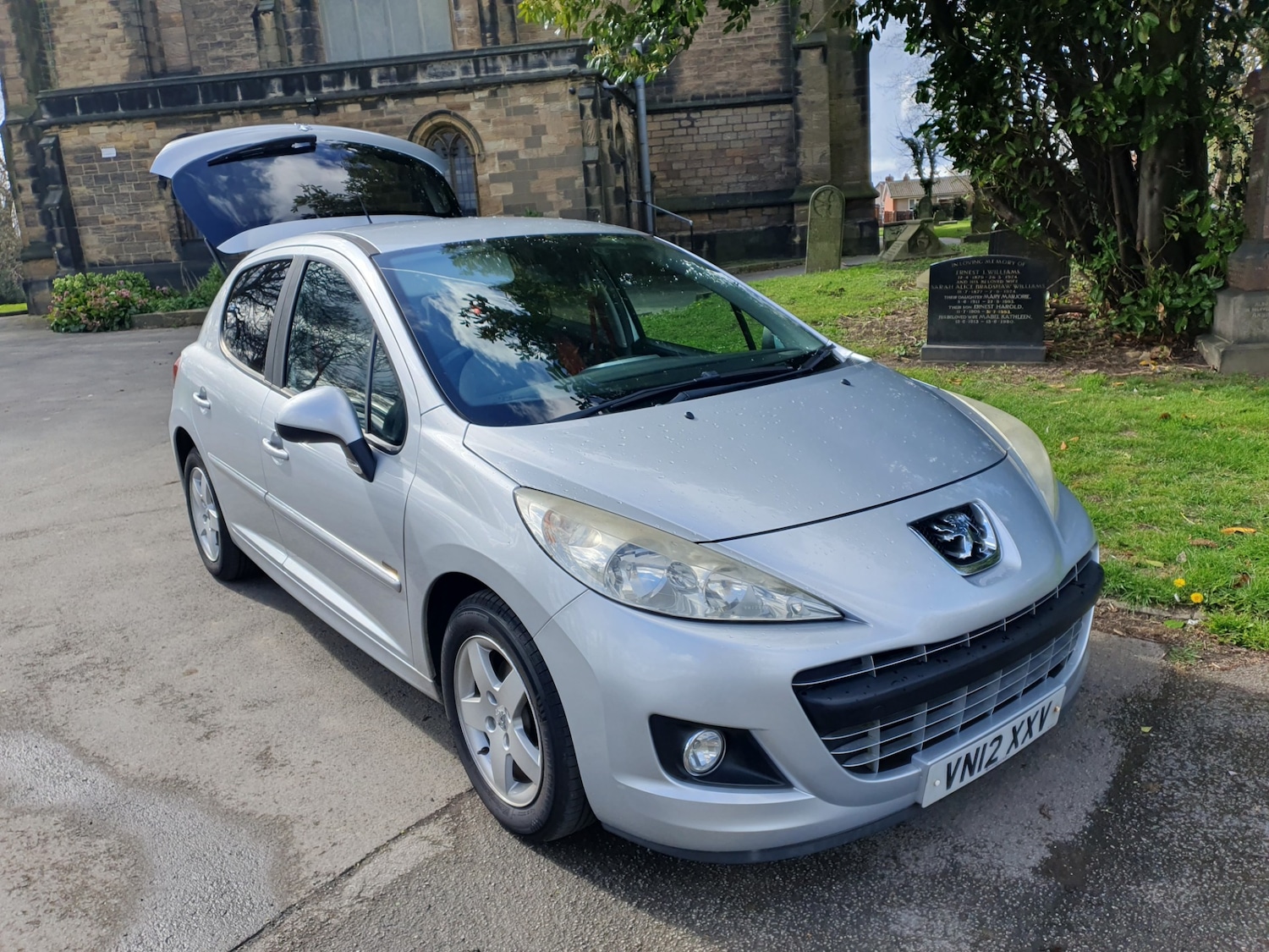 Used Peugeot 207 2012 for sale - 78140531: Photo 2