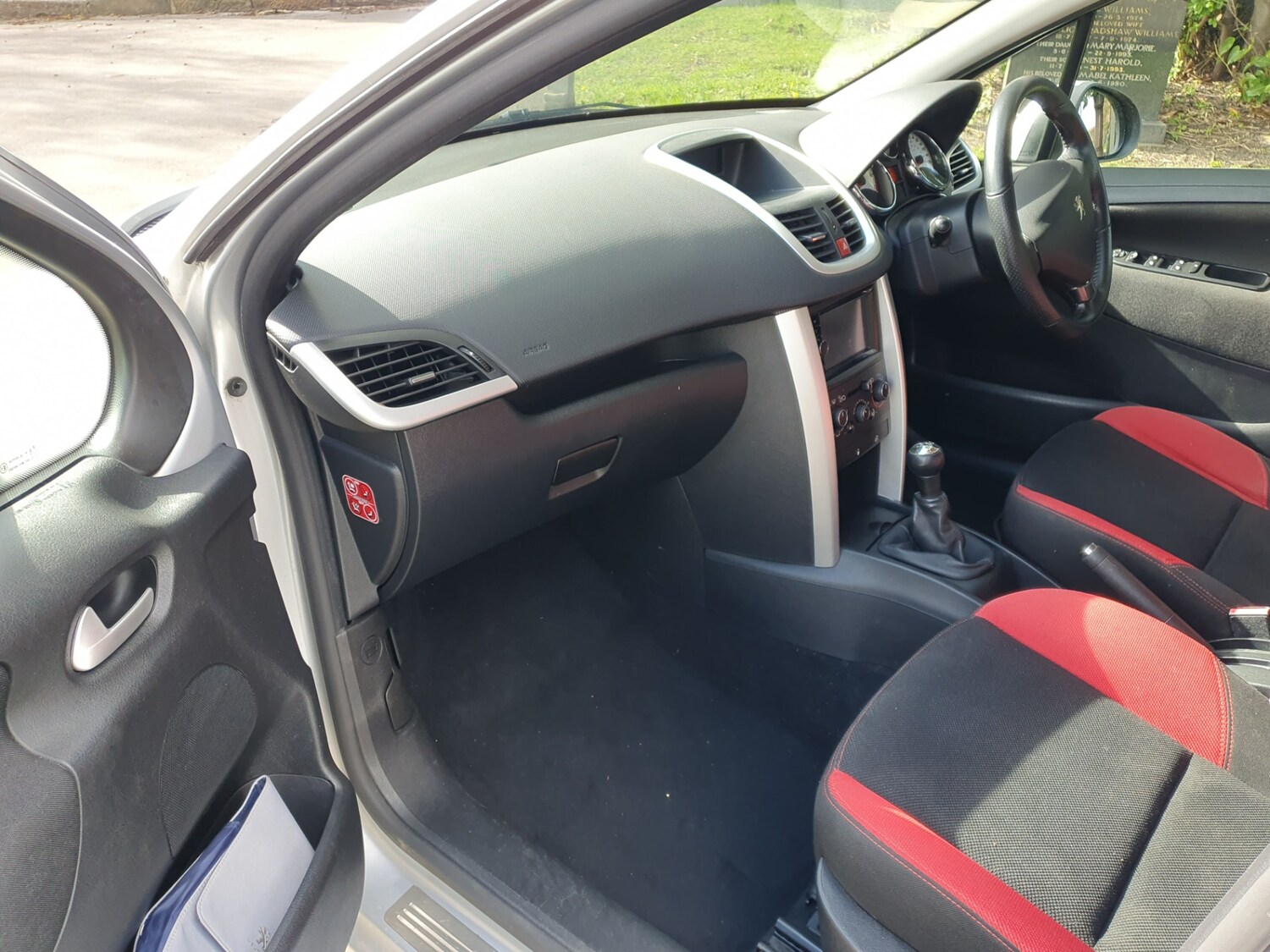 Used Peugeot 207 2012 for sale - 78140531: Photo 38