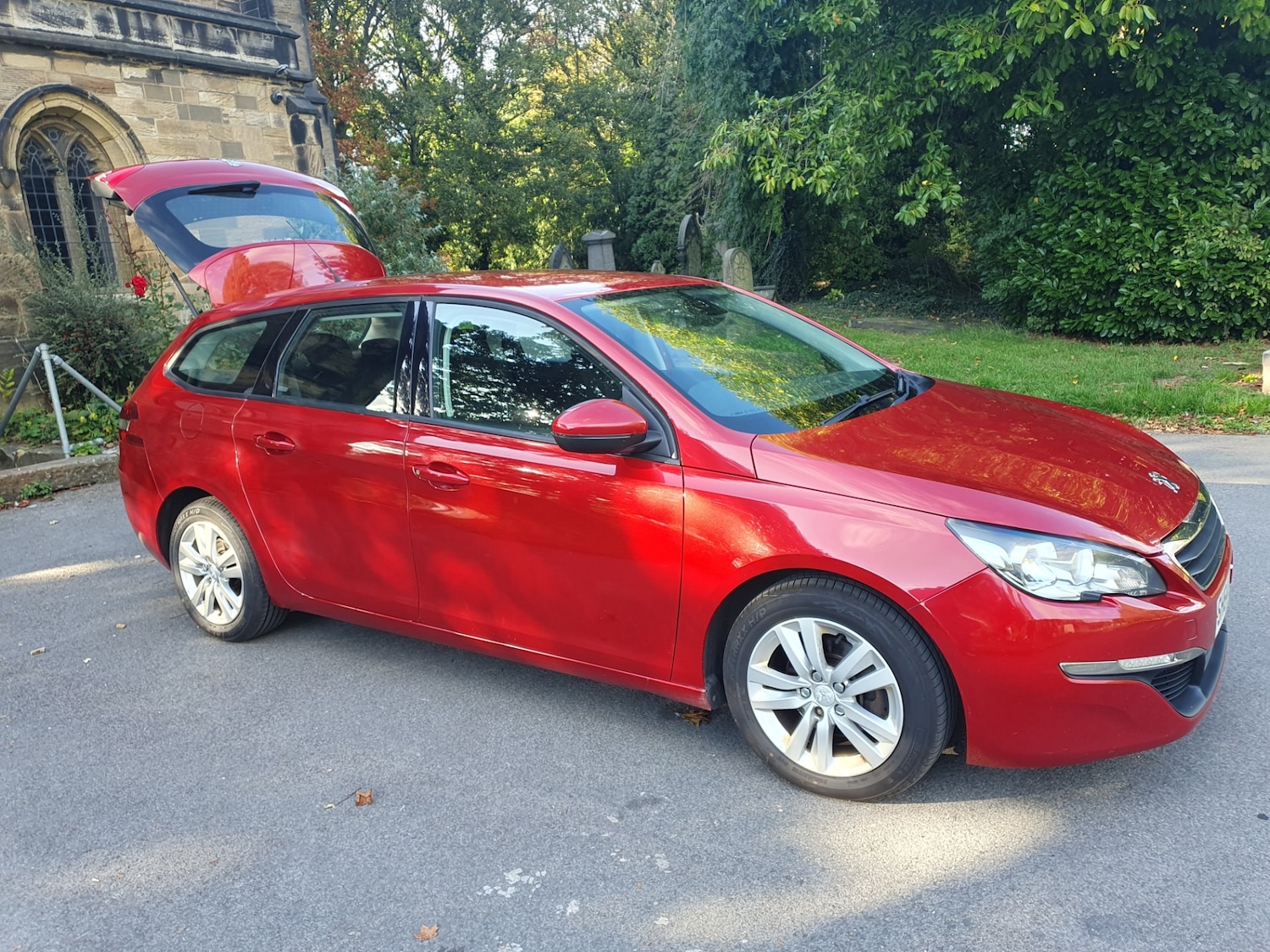 Used Peugeot 308 2014 for sale - 76117148: Photo 13