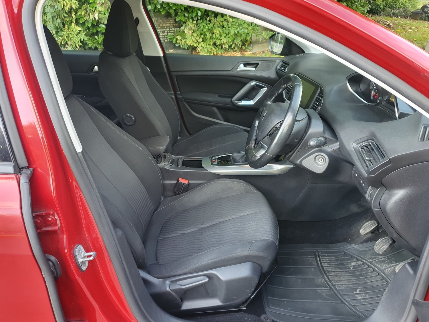 Used Peugeot 308 2014 for sale - 76117148: Photo 27