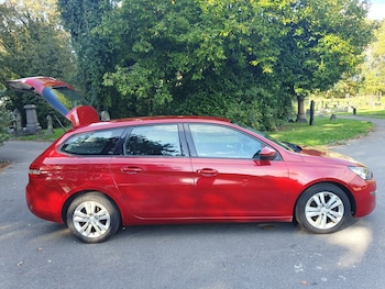 Used Peugeot 308 2014 for sale - 76117148: Photo 2