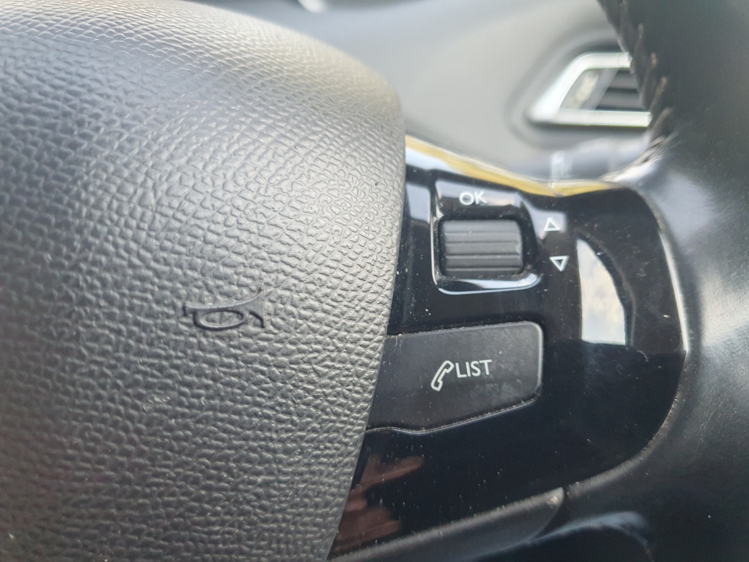 Used Peugeot 308 2014 for sale - 76117148: Photo 33