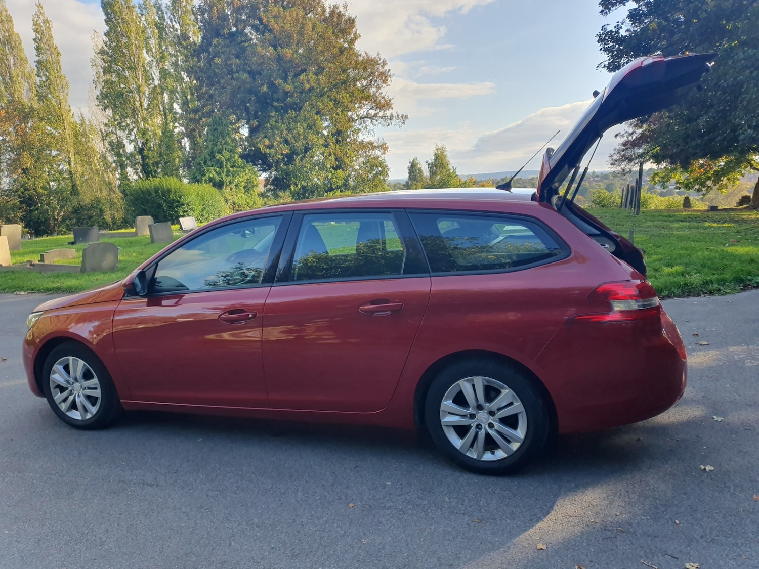 Used Peugeot 308 2014 for sale - 76117148: Photo 40