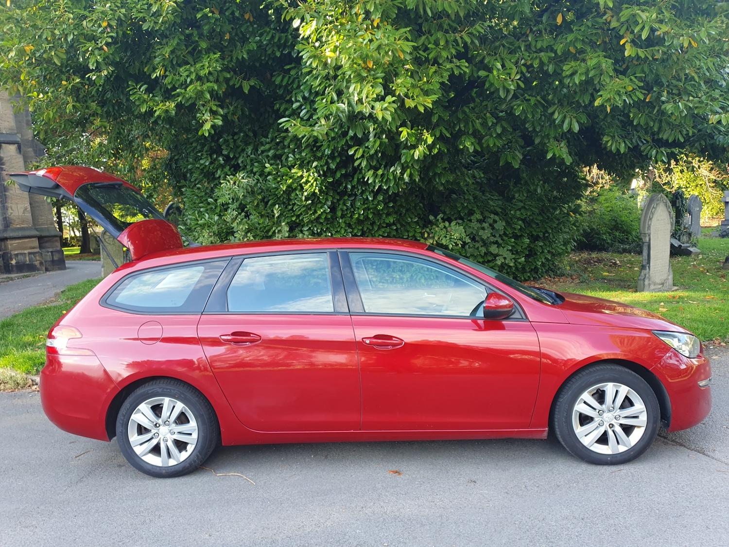 Used Peugeot 308 2014 for sale - 76117148: Photo 5