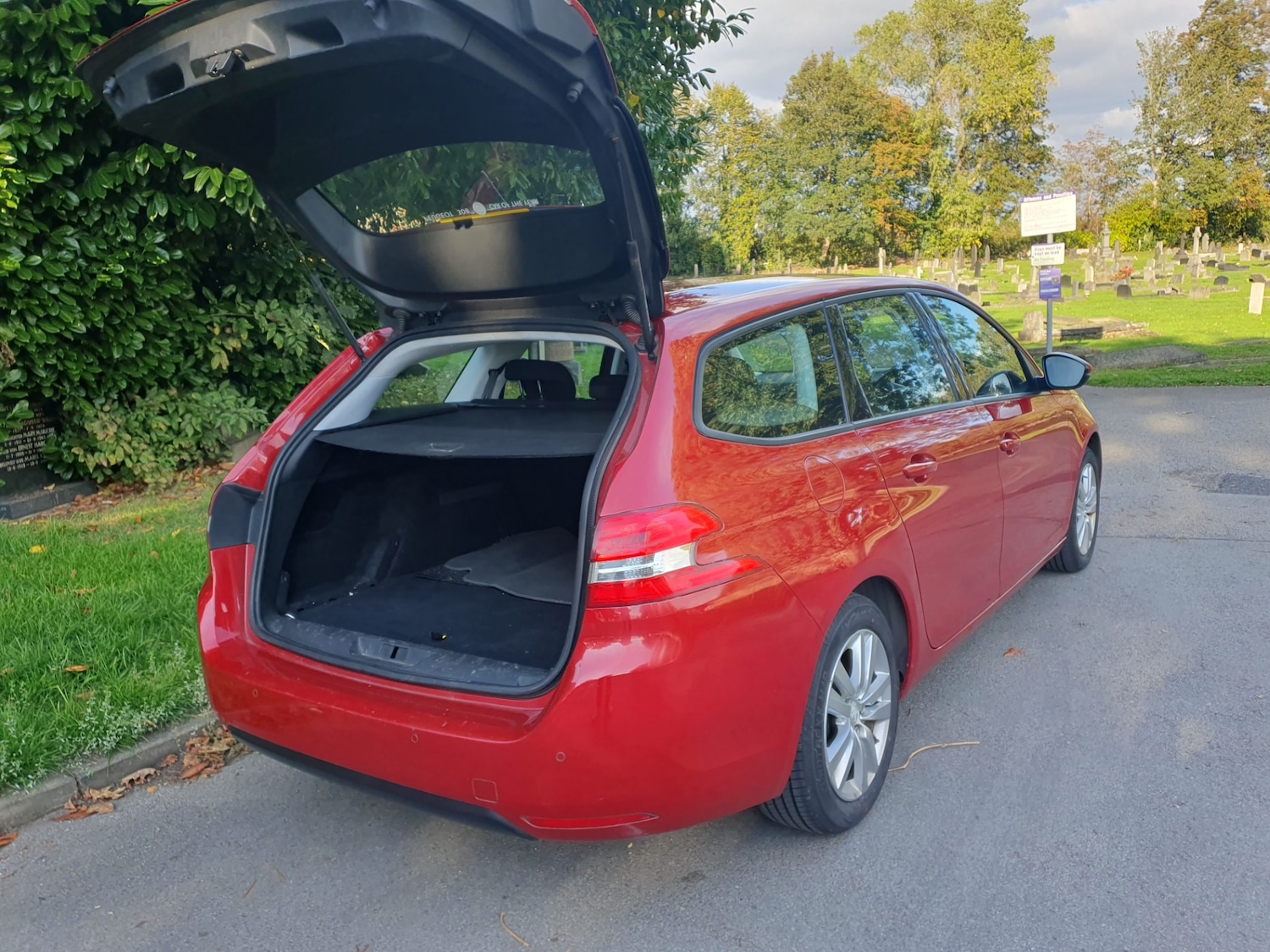 Used Peugeot 308 2014 for sale - 76117148: Photo 6