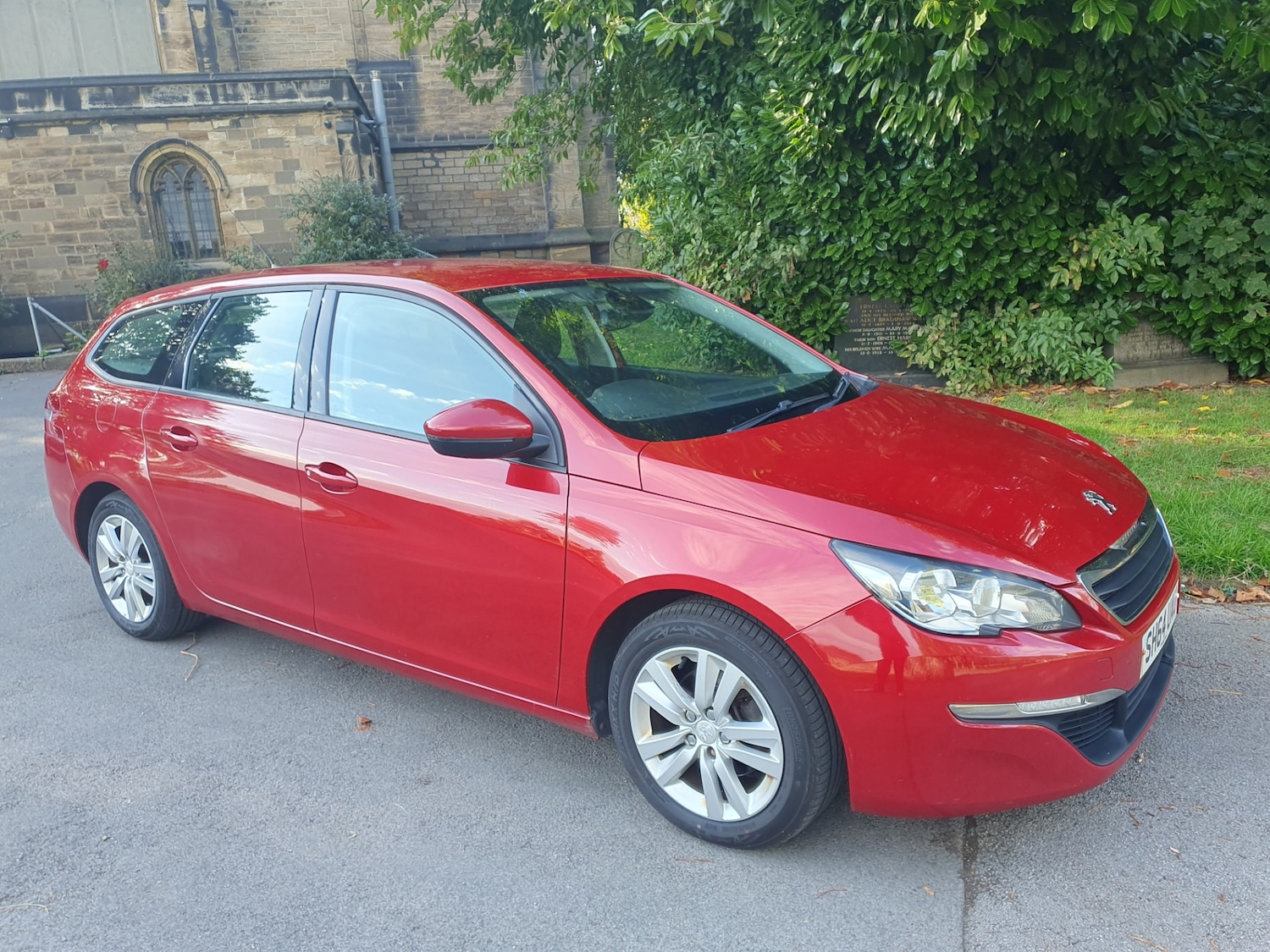 Used Peugeot 308 2014 for sale - 76117148: Photo 8