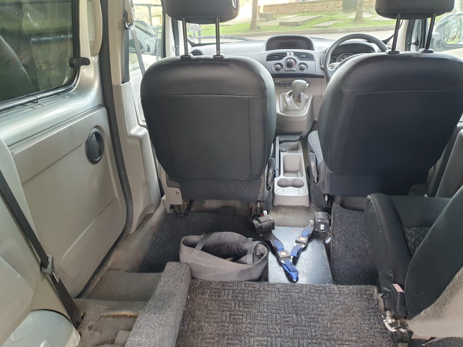 Used Renault Kangoo 2010 for sale - 77915311: Photo 49