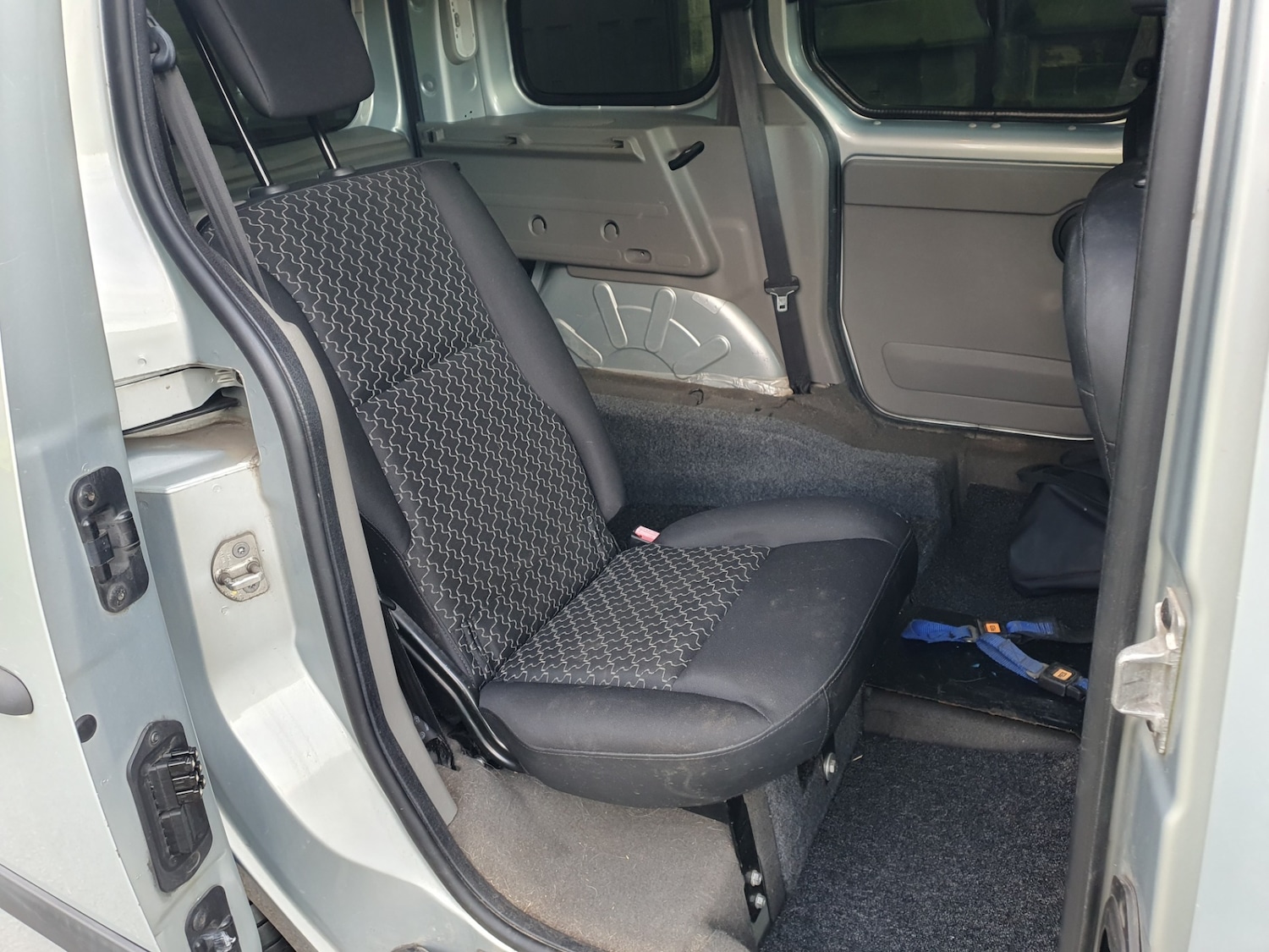 Used Renault Kangoo 2010 for sale - 77915311: Photo 60