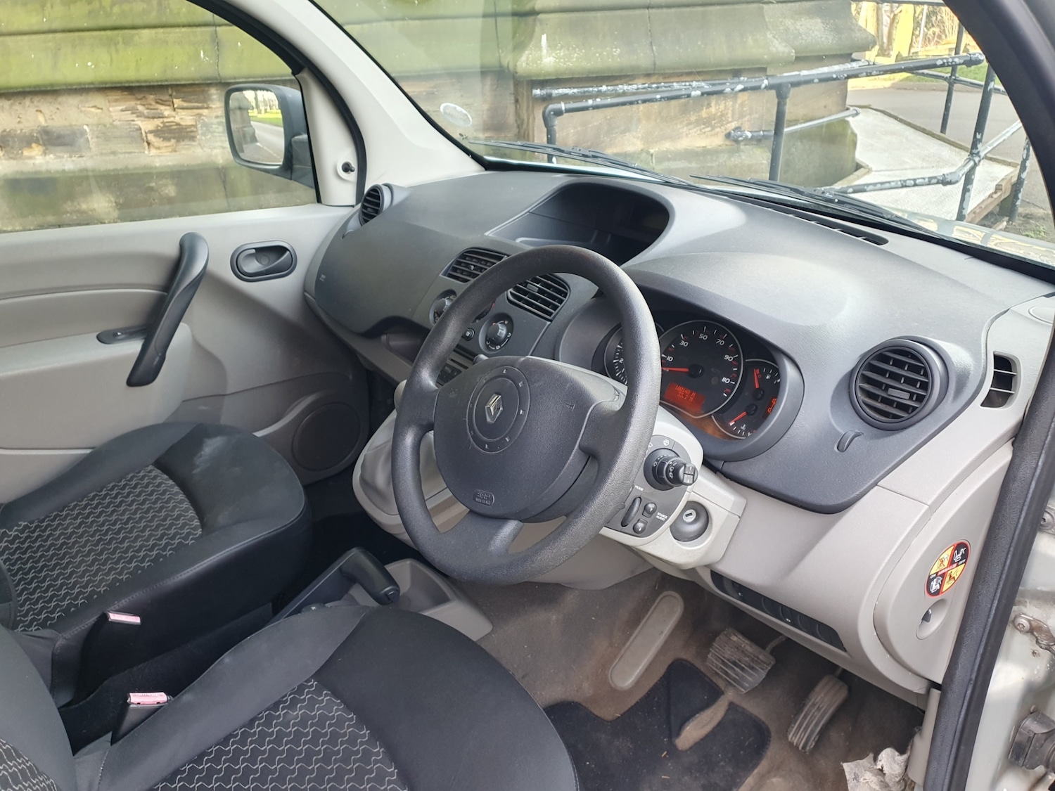 Used Renault Kangoo 2010 for sale - 77915311: Photo 62