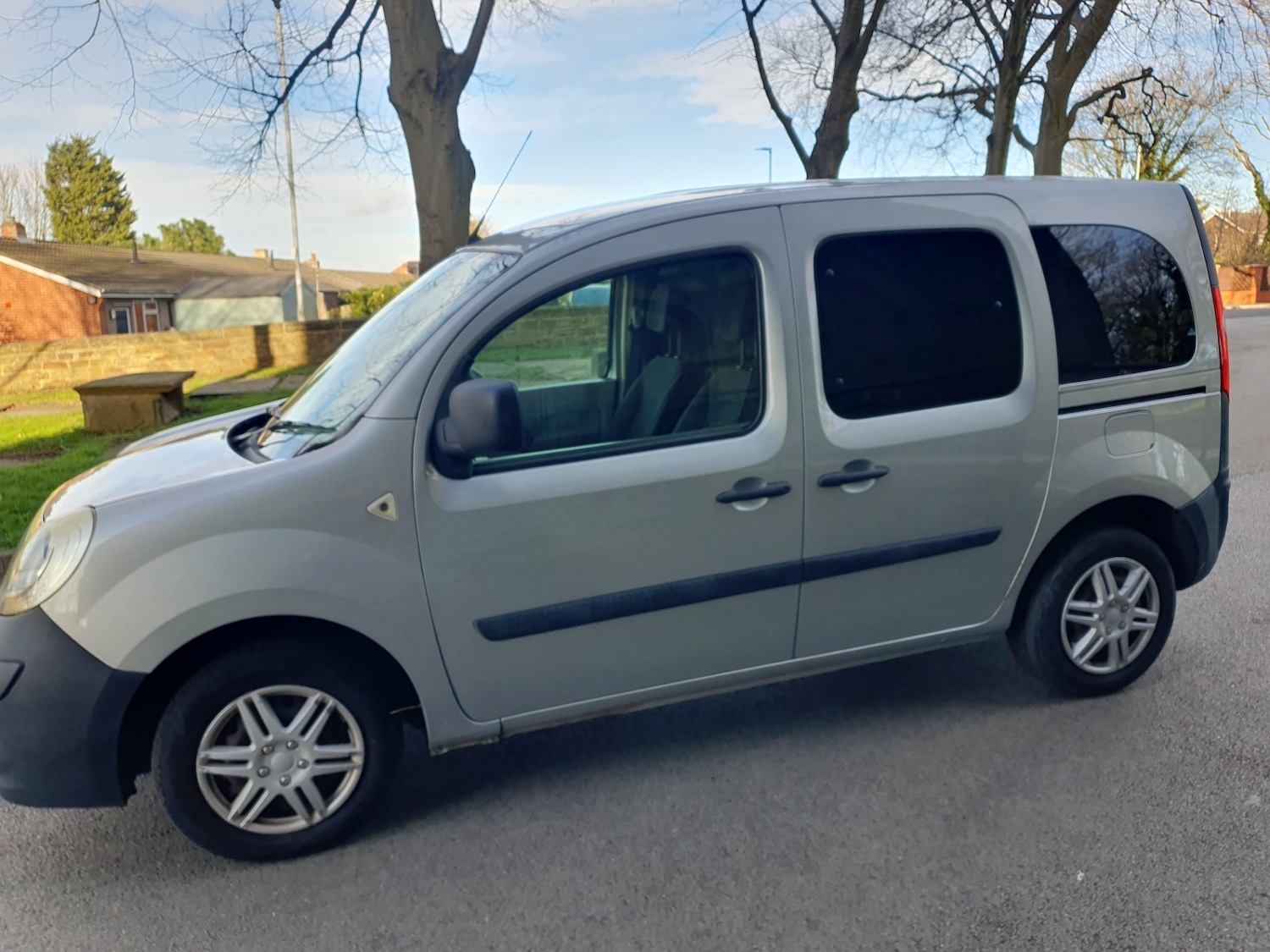 Used Renault Kangoo 2010 for sale - 77915311: Photo 63