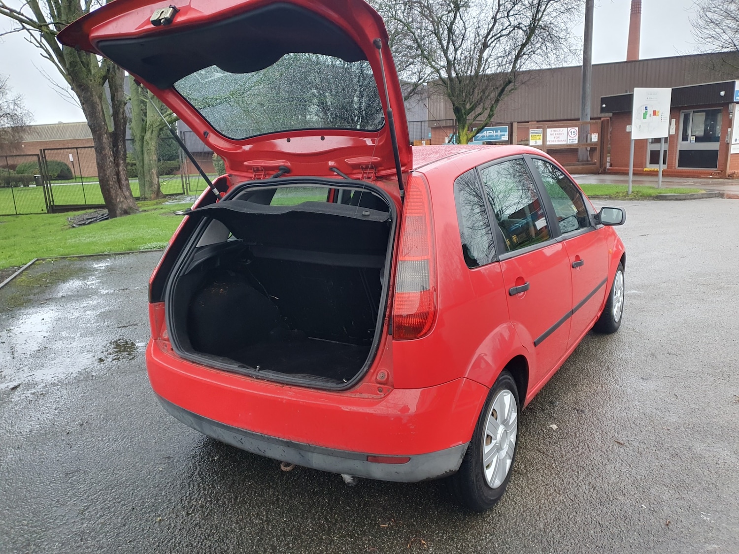 Used Ford Fiesta 2005 for sale - 77627676: Photo 10