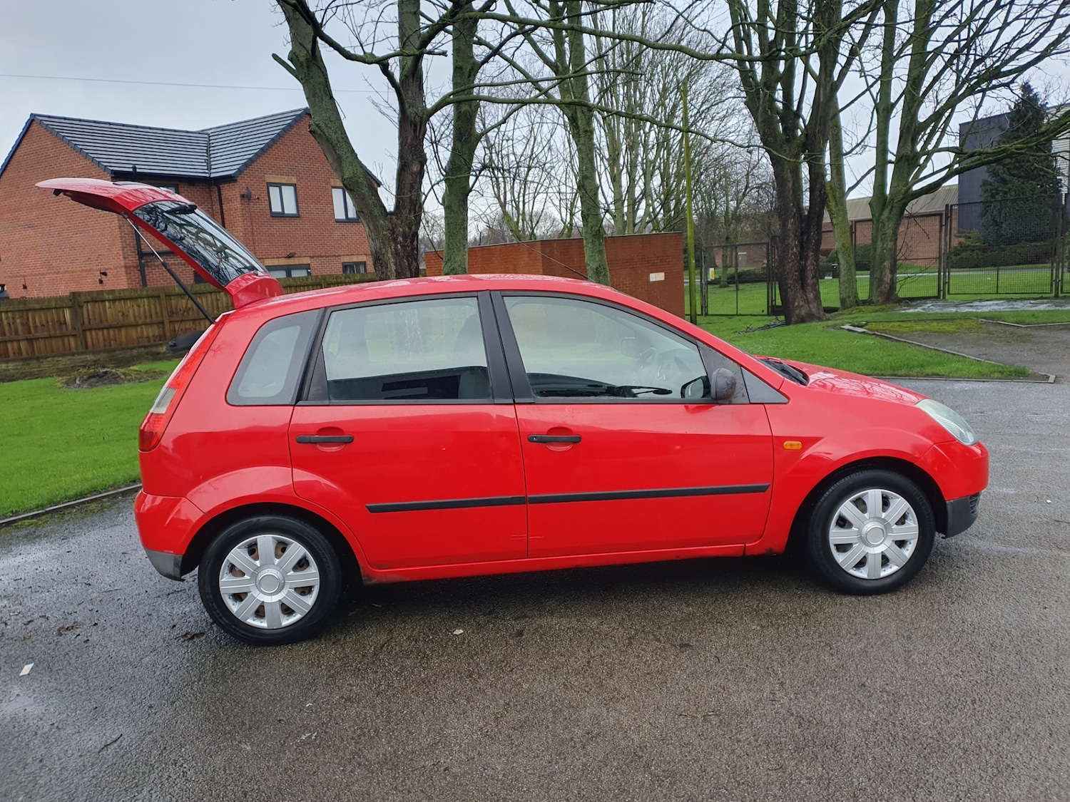 Used Ford Fiesta 2005 for sale - 77627676: Photo 8