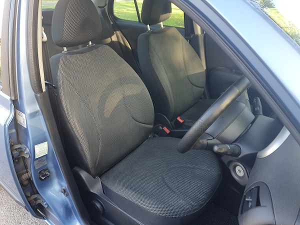 Used Nissan Micra 2010 for sale - 76300703: Photo 8